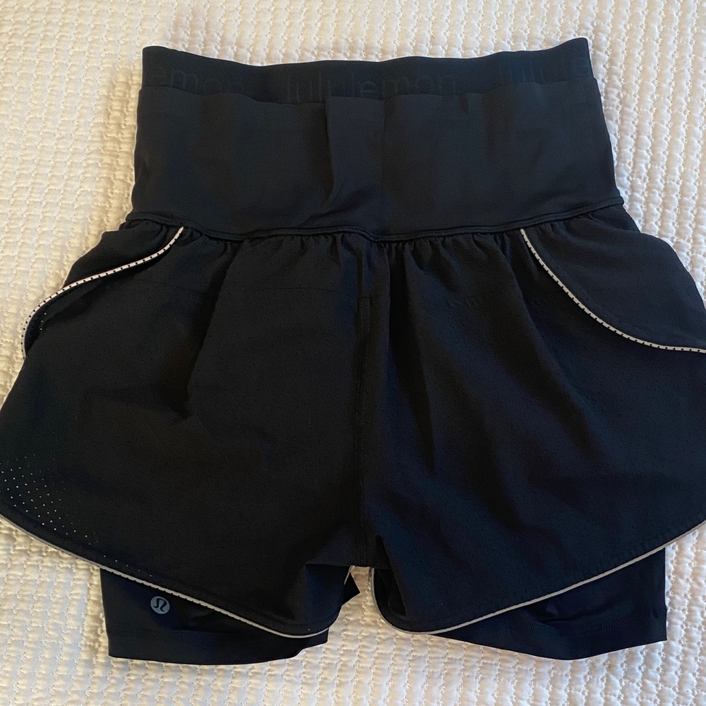 lululemon athletica Women's Midnight Black Athletic Shorts